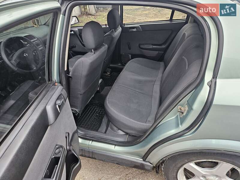 Седан Opel Astra 2007 в Запоріжжі