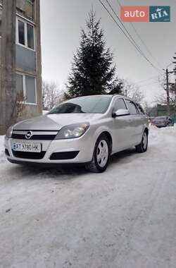Універсал Opel Astra 2005 в Рогатині