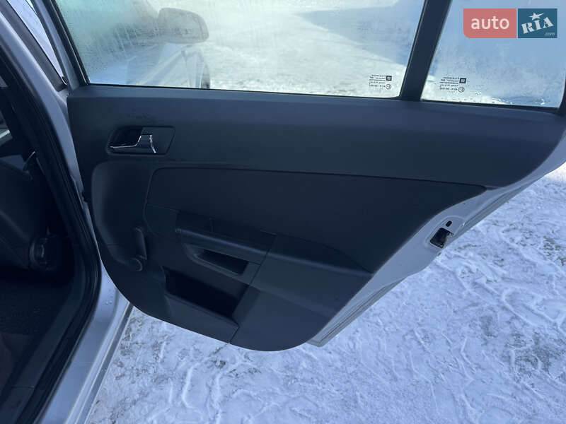 Универсал Opel Astra 2008 в Киеве фото 25 Универсал Opel Astra 2008 в Киеве