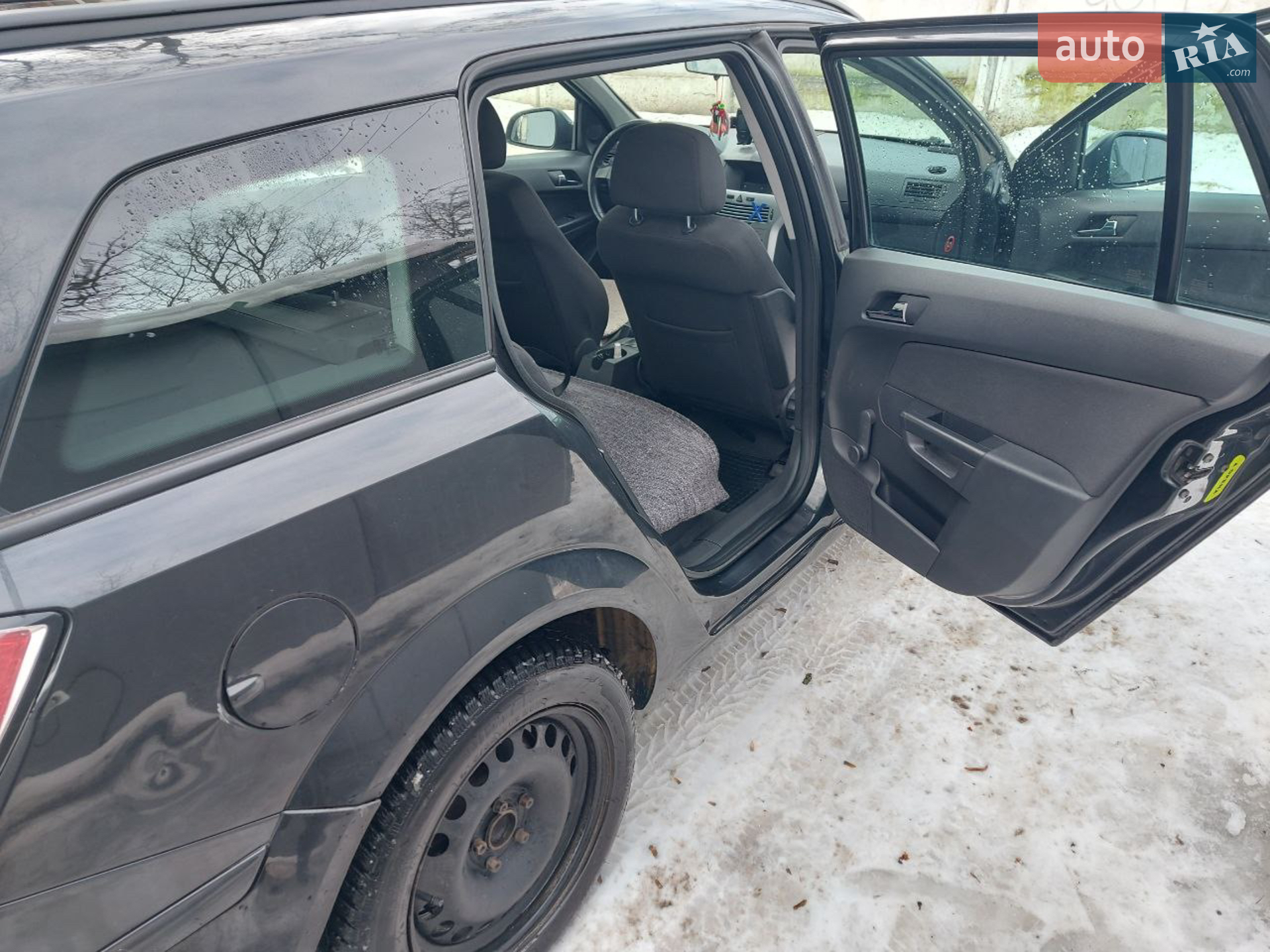 2011 Opel Astra - мініатюра 13