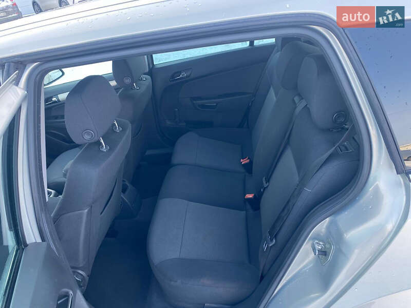 Універсал Opel Astra 2008 в Рівному фото 28 Універсал Opel Astra 2008 в Рівному