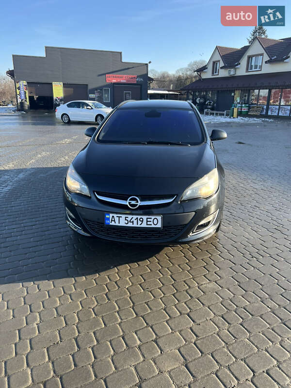 Универсал Opel Astra 2013 в Снятине