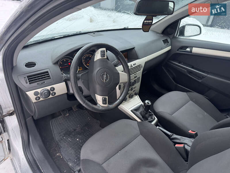 Универсал Opel Astra 2008 в Тернополе