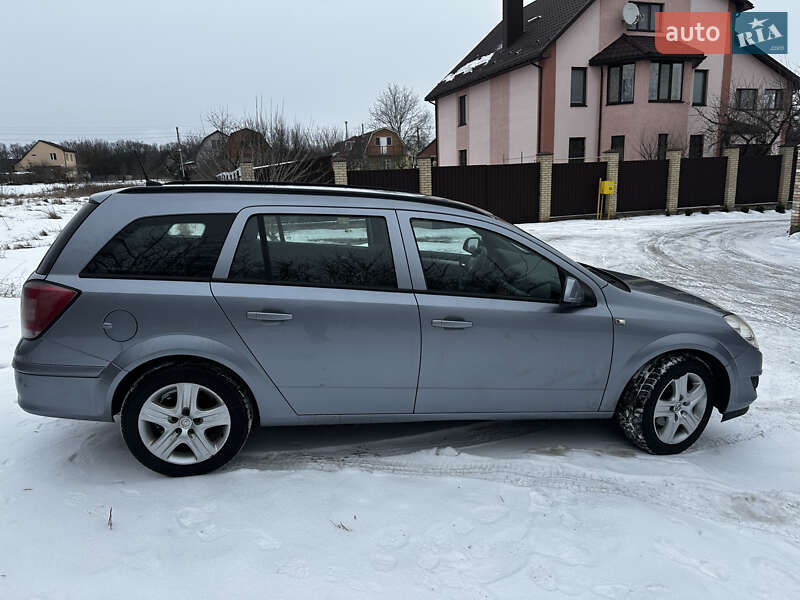 Универсал Opel Astra 2009 в Виннице