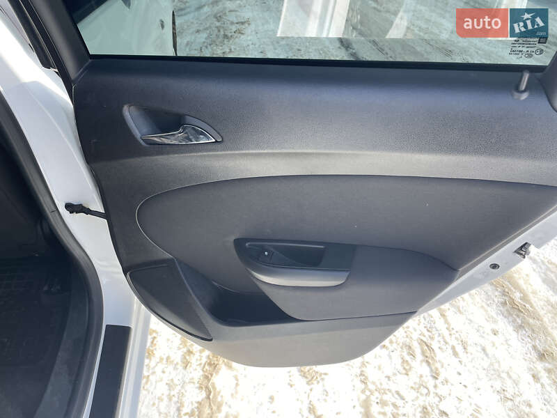 Универсал Opel Astra 2016 в Житомире