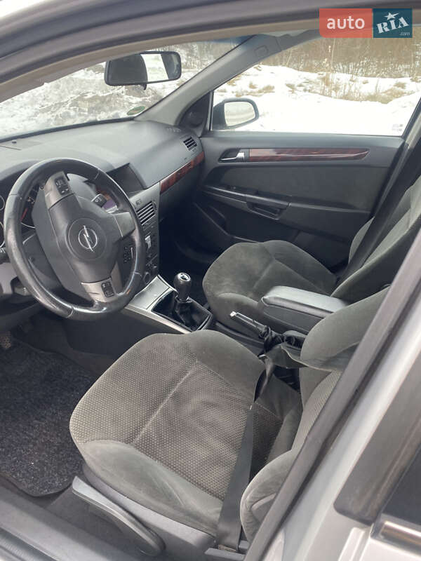 Универсал Opel Astra 2004 в Ратным фото 7 Универсал Opel Astra 2004 в Ратным