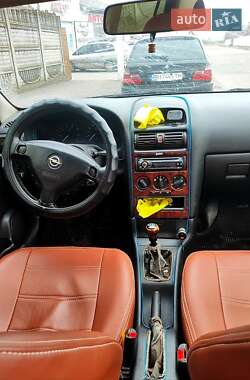 Седан Opel Astra 1999 в Измаиле