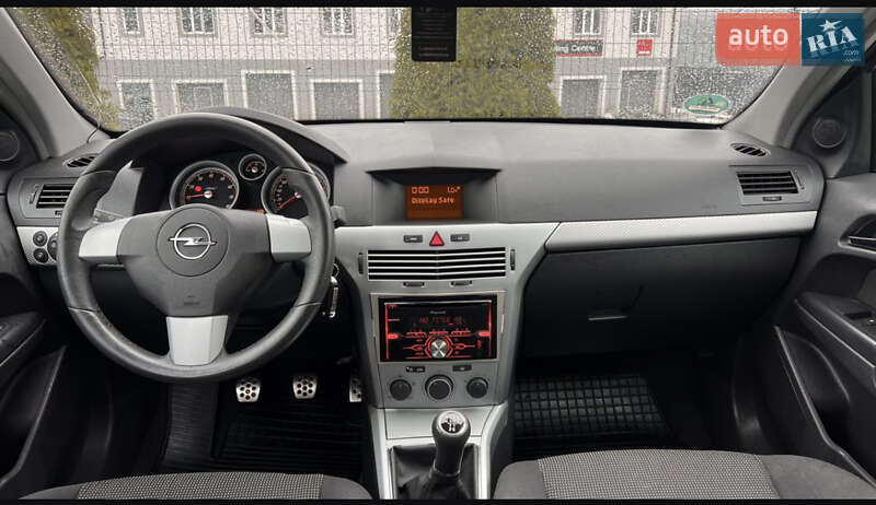 Універсал Opel Astra 2006 в Хмельницькому