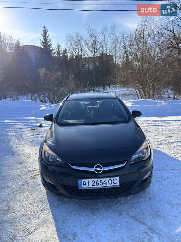 Універсал Opel Astra 2013 в Житомирі
