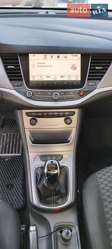 Универсал Opel Astra 2017 в Киеве