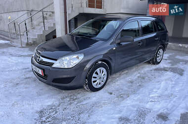 Универсал Opel Astra 2009 в Вишневце