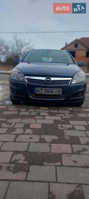 Opel Astra 2010