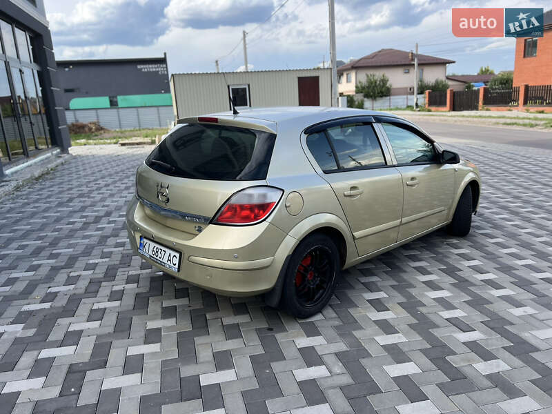 Хетчбек Opel Astra 2005 в Києві