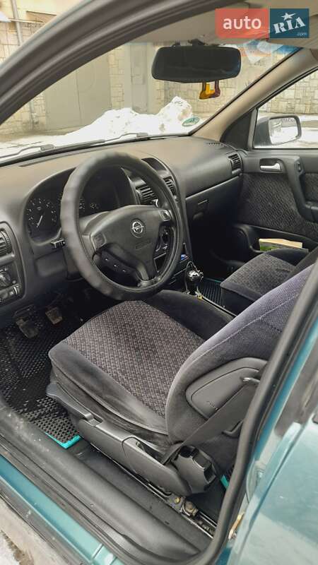 Хетчбек Opel Astra 2001 в Івано-Франківську