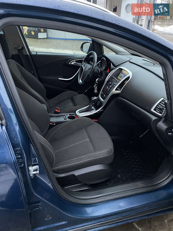 Універсал Opel Astra 2011 в Костопілі