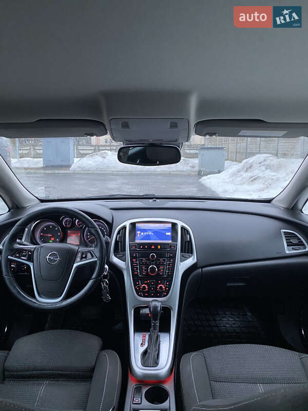 Універсал Opel Astra 2011 в Костопілі