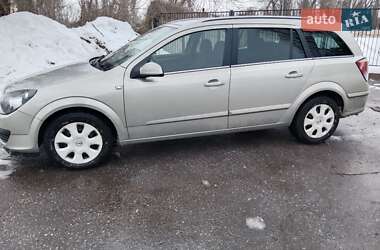 Універсал Opel Astra 2005 в Олександрії