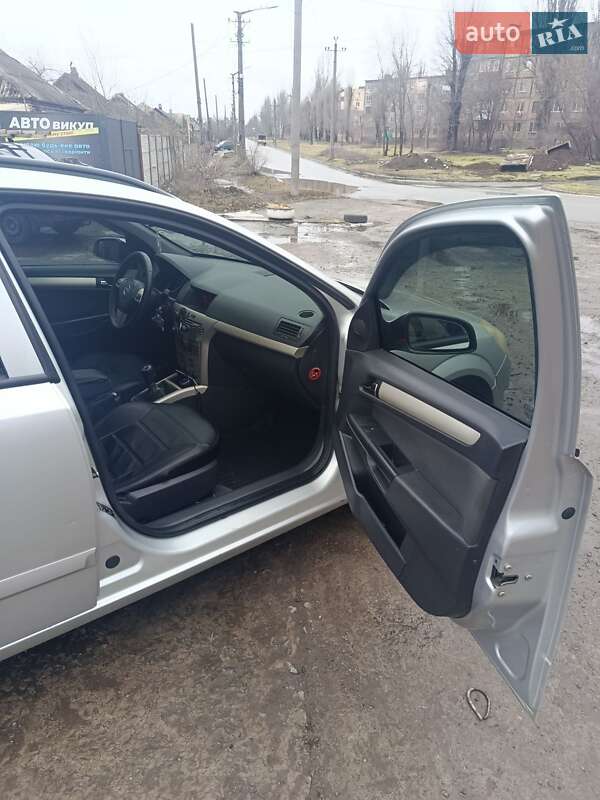 Универсал Opel Astra 2007 в Кривом Роге фото 13 Универсал Opel Astra 2007 в Кривом Роге