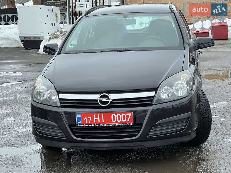 Універсал Opel Astra 2006 в Лубнах
