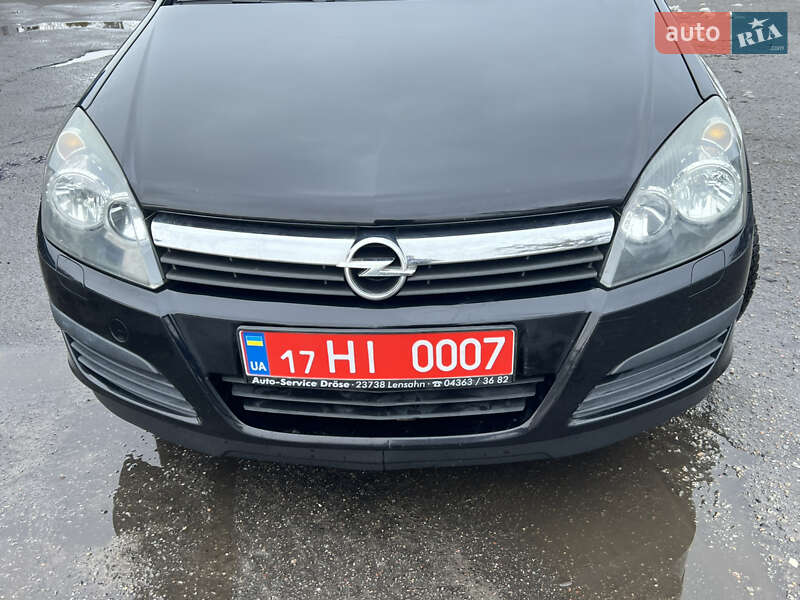 Універсал Opel Astra 2006 в Лубнах