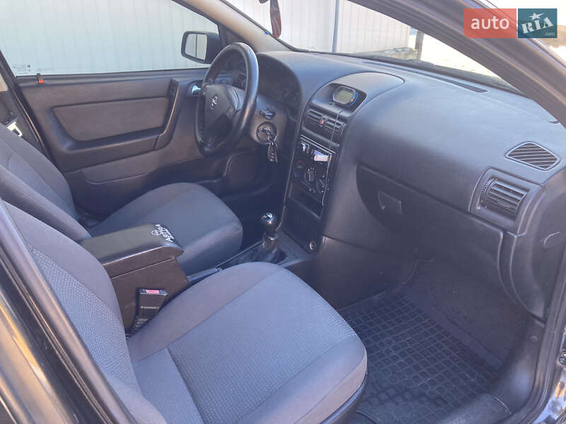 Седан Opel Astra 2006 в Полтаве фото 11 Седан Opel Astra 2006 в Полтаве