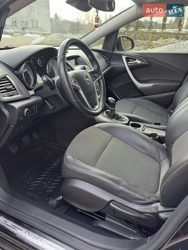 Хэтчбек Opel Astra 2010 в Ровно фото 15 Хэтчбек Opel Astra 2010 в Ровно