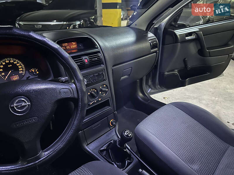 Седан Opel Astra 2006 в Дніпрі фото 12 Седан Opel Astra 2006 в Дніпрі