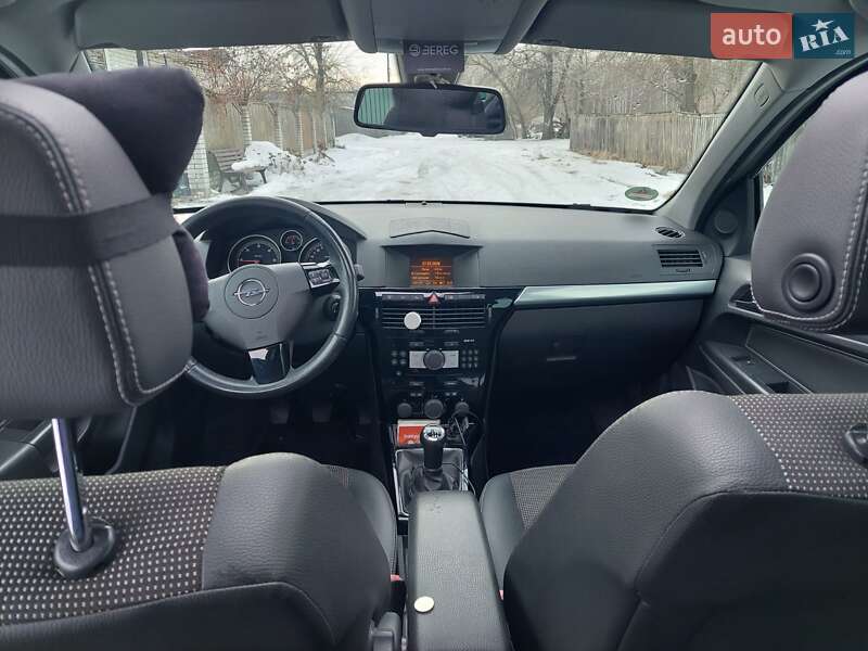 Универсал Opel Astra 2009 в Киеве фото 10 Универсал Opel Astra 2009 в Киеве