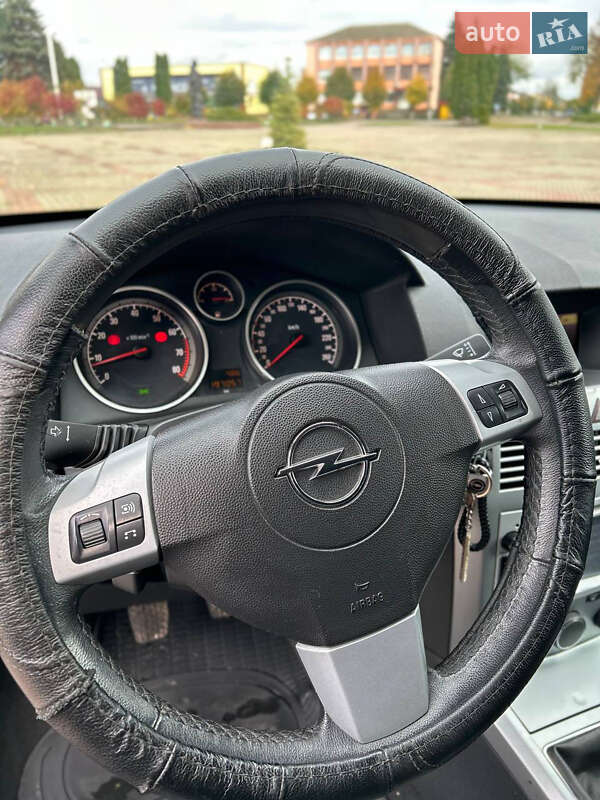 Универсал Opel Astra 2009 в Дубно фото 11 Универсал Opel Astra 2009 в Дубно