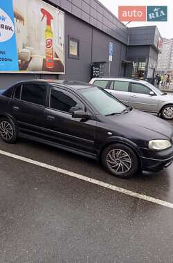 Седан Opel Astra 2007 в Буче