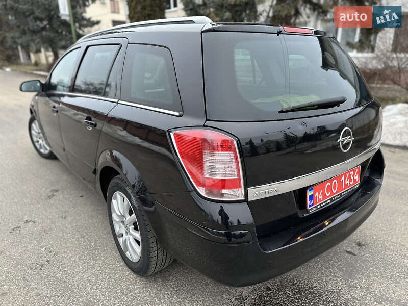 Универсал Opel Astra 2007 в Ивано-Франковске