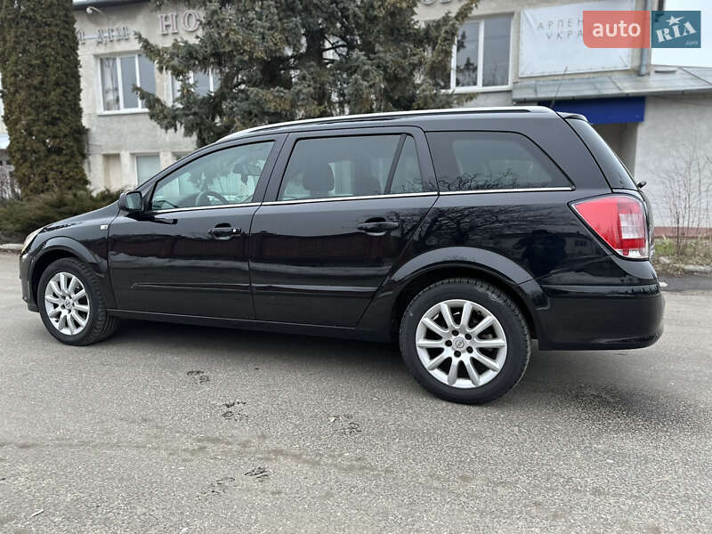 Универсал Opel Astra 2007 в Ивано-Франковске