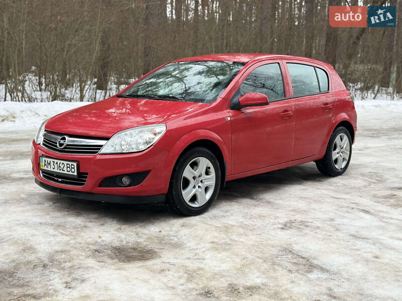 Хэтчбек Opel Astra 2009 в Житомире