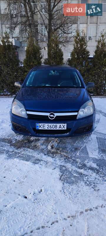Хэтчбек Opel Astra 2006 в Днепре
