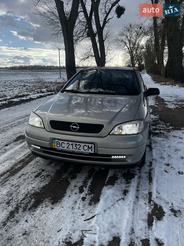Седан Opel Astra 2008 в Львове фото Седан Opel Astra 2008 в Львове