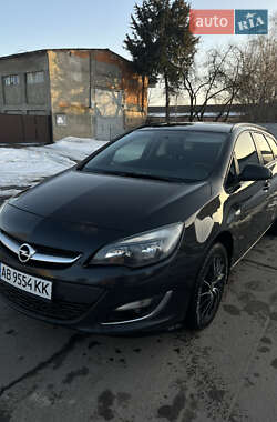 Универсал Opel Astra 2013 в Виннице