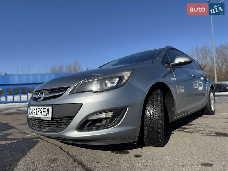 Opel Astra 2014