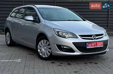 Універсал Opel Astra 2013 в Черкасах