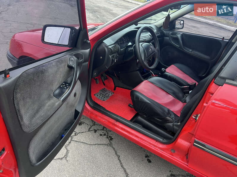 Седан Opel Astra 1993 в Миколаєві фото 10 Седан Opel Astra 1993 в Миколаєві