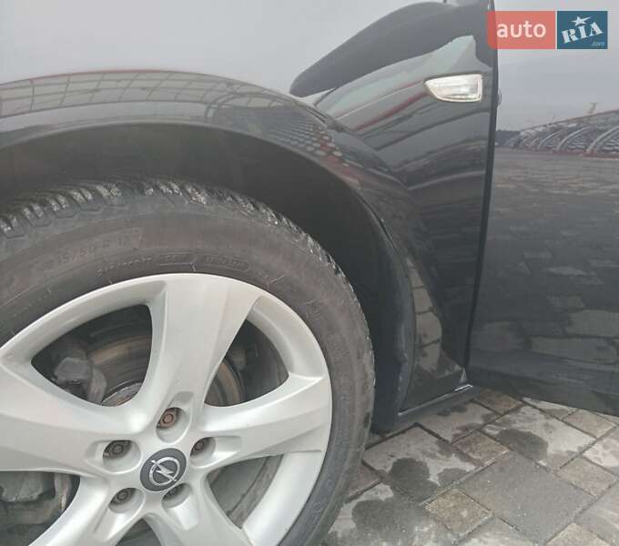 Хэтчбек Opel Astra 2011 в Полтаве