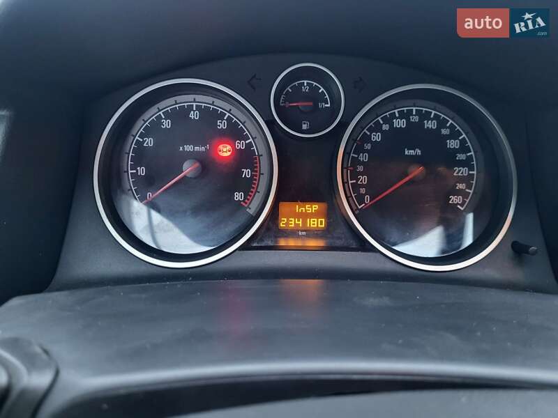 Универсал Opel Astra 2006 в Луцке фото 12 Универсал Opel Astra 2006 в Луцке