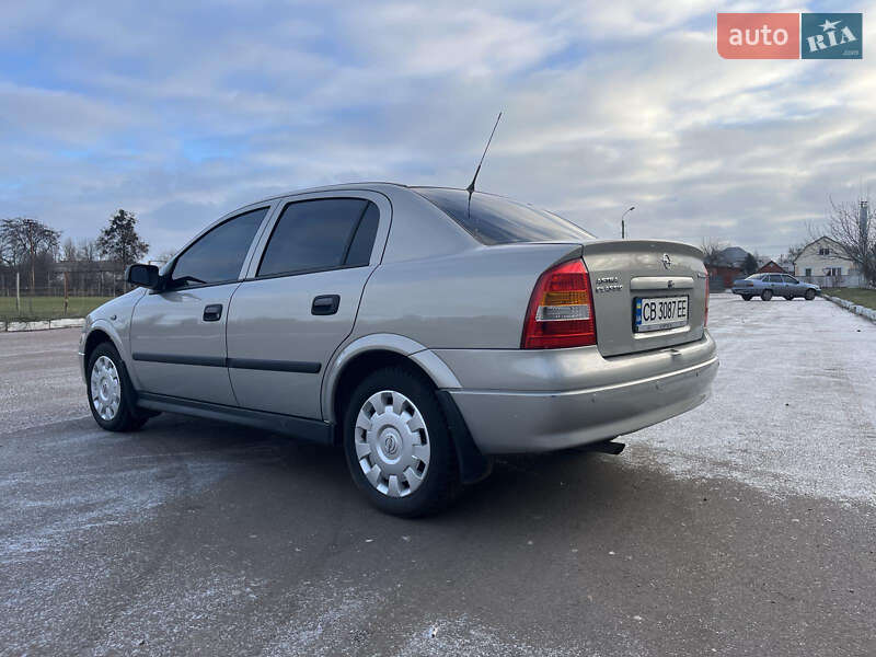 Седан Opel Astra 2008 в Прилуках фото 4 Седан Opel Astra 2008 в Прилуках