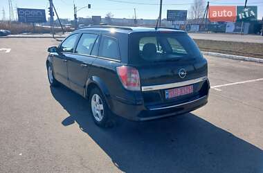 Универсал Opel Astra 2009 в Луцке