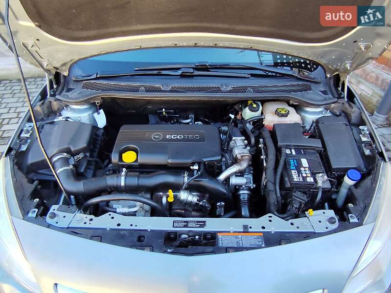 Универсал Opel Astra 2011 в Бердичеве фото 17 Универсал Opel Astra 2011 в Бердичеве