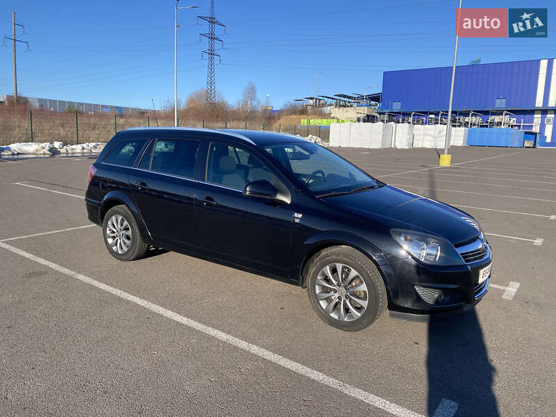 Універсал Opel Astra 2010 в Рівному фото 7 Універсал Opel Astra 2010 в Рівному