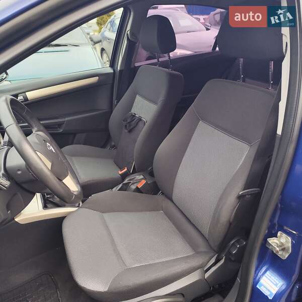 Седан Opel Astra 2009 в Белой Церкви фото 36 Седан Opel Astra 2009 в Белой Церкви