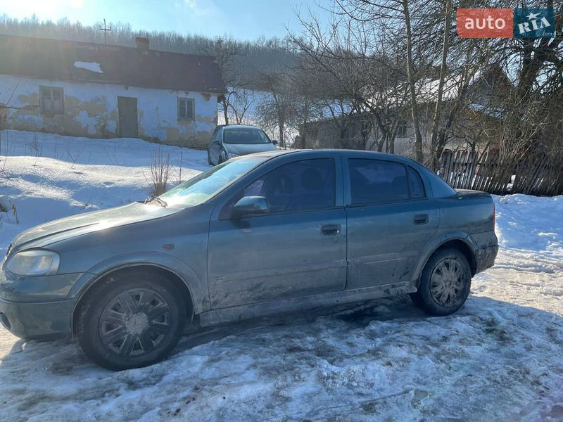 Седан Opel Astra 2001 в Бережанах