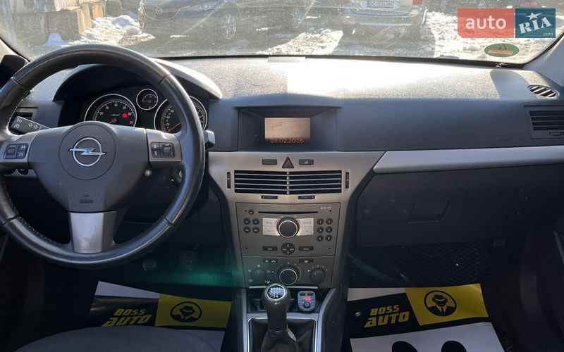 Хэтчбек Opel Astra 2006 в Стрые