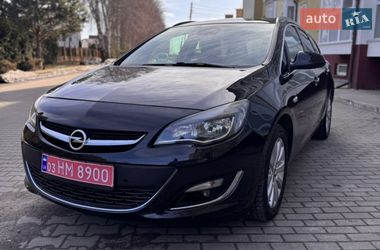 Універсал Opel Astra 2013 в Луцьку