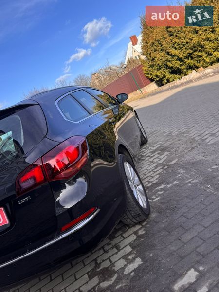 Универсал Opel Astra 2013 в Луцке